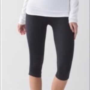 Lululemon black crop leggings size 12